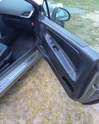 Peugeot 207 CC cena 15999 przebieg: 124000, rok produkcji 2007 z Strzelno małe 67